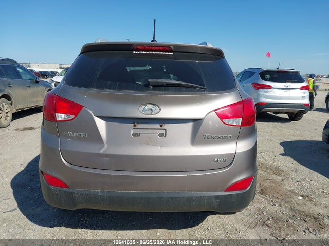 12641635 :رقم المزاد ، KM8JUCAC2CU400394 vin ، 2012 Hyundai Tucson Gls مزاد بيع