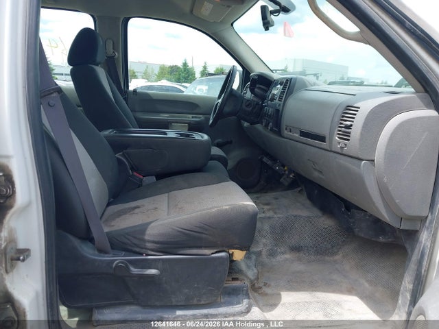 12641646 :رقم المزاد ، 1GCJC33K67F548988 vin ، 2007 Chevrolet Silverado C3500 مزاد بيع