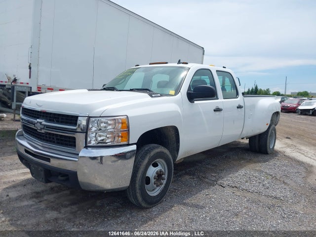 12641646 :رقم المزاد ، 1GCJC33K67F548988 vin ، 2007 Chevrolet Silverado C3500 مزاد بيع