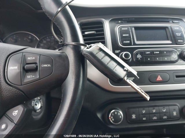KIA Rondo 2015 KNAHT8A39F7122712 Image 11