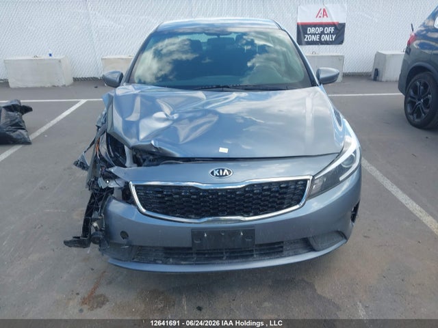KIA FORTE LX 2017 3KPFK4A74HE105652 Image 12