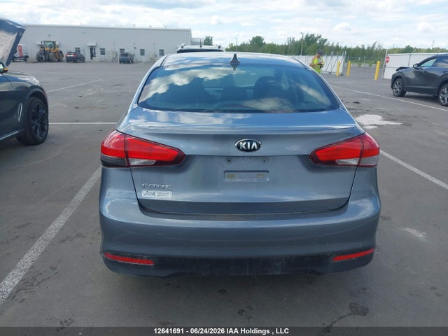 KIA FORTE LX 2017 3KPFK4A74HE105652 Image 16