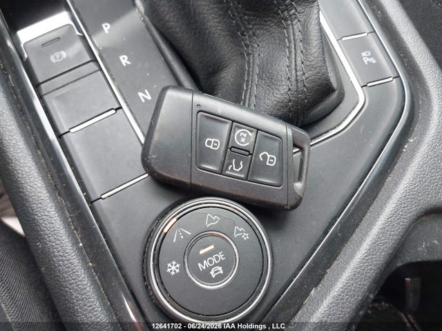 Продаж на аукціоні авто 2019 Volkswagen Tiguan Sel Premium/sel Premium R-line, vin: 3VV4B7AX3KM108288, номер лоту: 12641702
