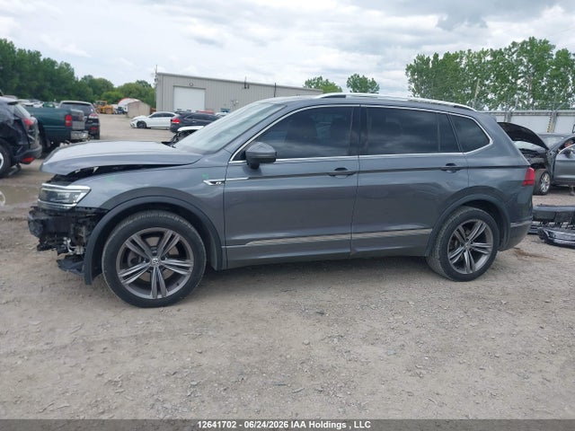 Продаж на аукціоні авто 2019 Volkswagen Tiguan Sel Premium/sel Premium R-line, vin: 3VV4B7AX3KM108288, номер лоту: 12641702