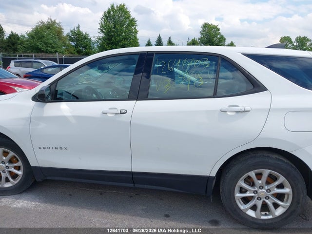 Chevrolet EQUINOX LS 2018 2GNAXHEV9J6303913 Image 14