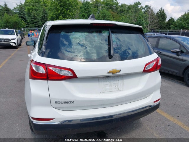 Chevrolet EQUINOX LS 2018 2GNAXHEV9J6303913 Image 16