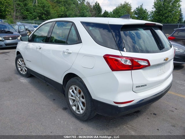 Chevrolet EQUINOX LS 2018 2GNAXHEV9J6303913 Image 3