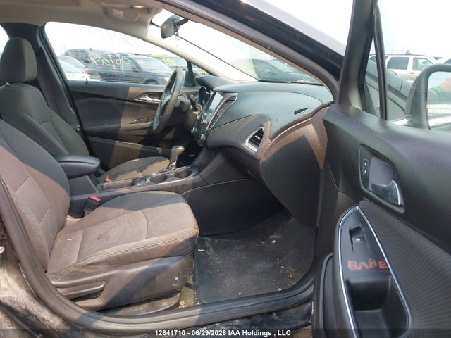 1G1BE5SM9J7172195 Chevrolet Cruze Lt Auto