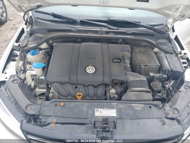 2011 Volkswagen Jetta 2.5l Sel მანქანა იყიდება აუქციონზე, vin: 3VWLX7AJ9BM074992, აუქციონის ნომერი: 12641742