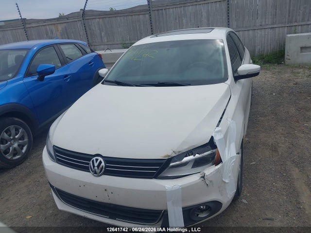 2011 Volkswagen Jetta 2.5l Sel მანქანა იყიდება აუქციონზე, vin: 3VWLX7AJ9BM074992, აუქციონის ნომერი: 12641742