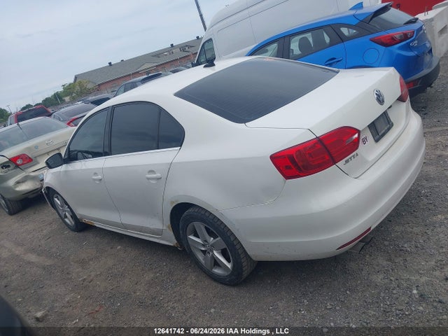 2011 Volkswagen Jetta 2.5l Sel მანქანა იყიდება აუქციონზე, vin: 3VWLX7AJ9BM074992, აუქციონის ნომერი: 12641742