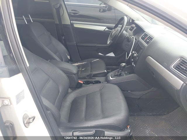 2011 Volkswagen Jetta 2.5l Sel მანქანა იყიდება აუქციონზე, vin: 3VWLX7AJ9BM074992, აუქციონის ნომერი: 12641742
