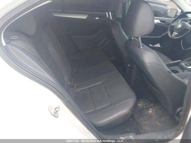 2011 Volkswagen Jetta 2.5l Sel მანქანა იყიდება აუქციონზე, vin: 3VWLX7AJ9BM074992, აუქციონის ნომერი: 12641742