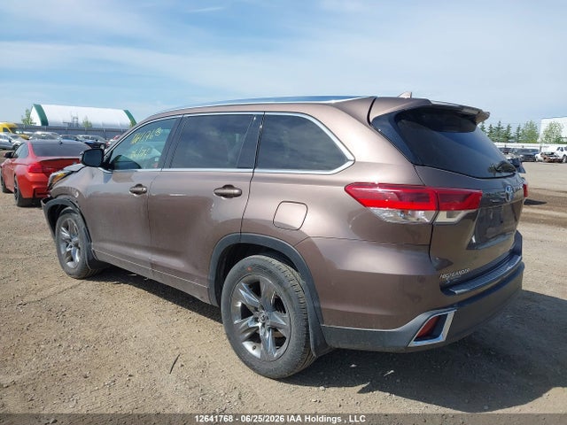 Toyota Highlander Limited 2017 5TDDZRFH9HS483375 Image 3