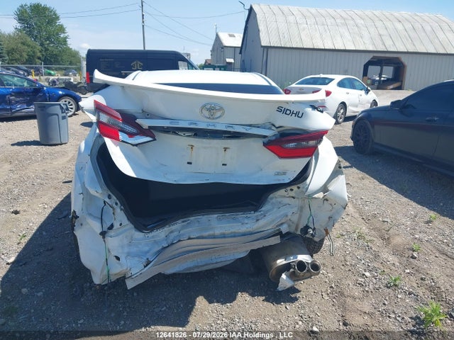 Продаж на аукціоні авто 2021 Toyota Camry, vin: 4T1G11AKXMU454347, номер лоту: 12641826