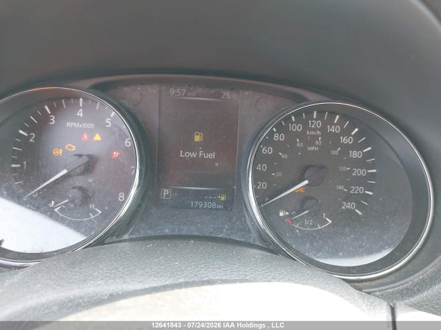 5N1AT2MV1HC894108 Nissan Rogue