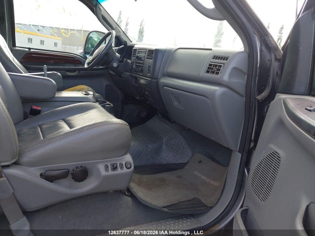 2003 Ford F-350 Lariat/xl/xlt მანქანა იყიდება აუქციონზე, vin: 1FTSW31P43ED26203, აუქციონის ნომერი: 12637777