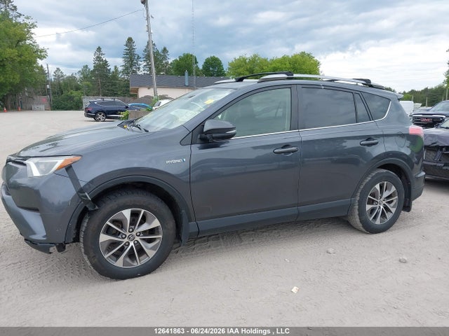 2018 Toyota Rav4 Hv Le Plus/xle მანქანა იყიდება აუქციონზე, vin: JTMRJREV7JD202731, აუქციონის ნომერი: 12641863