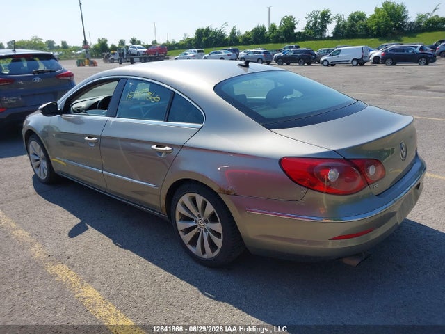 12641866 :رقم المزاد ، WVWMN9AN1AE550281 vin ، 2010 Volkswagen Passat Cc مزاد بيع
