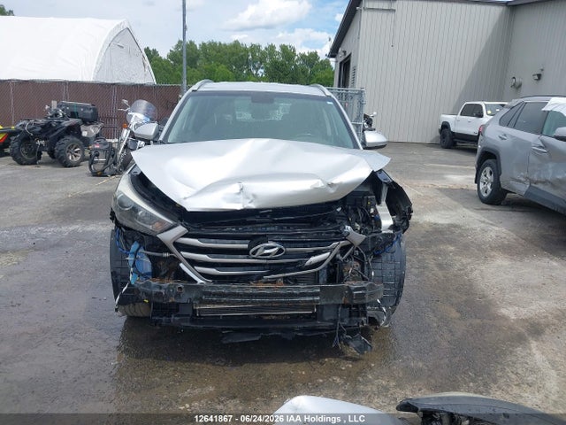 KM8J3CA47JU606643 Hyundai Tucson Limited/sport And Eco/se
