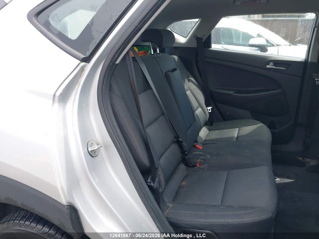 KM8J3CA47JU606643 Hyundai Tucson Limited/sport And Eco/se
