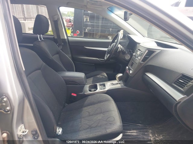 12641873 :رقم المزاد ، 4S4BRJGC4B2354756 vin ، 2011 Subaru Legacy Outback مزاد بيع