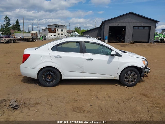 Chevrolet Sonic Lt Auto 2014 1G1JC5EH3E4239879 Image 13