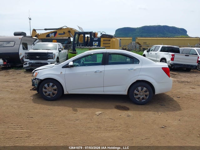 Chevrolet Sonic Lt Auto 2014 1G1JC5EH3E4239879 Image 14