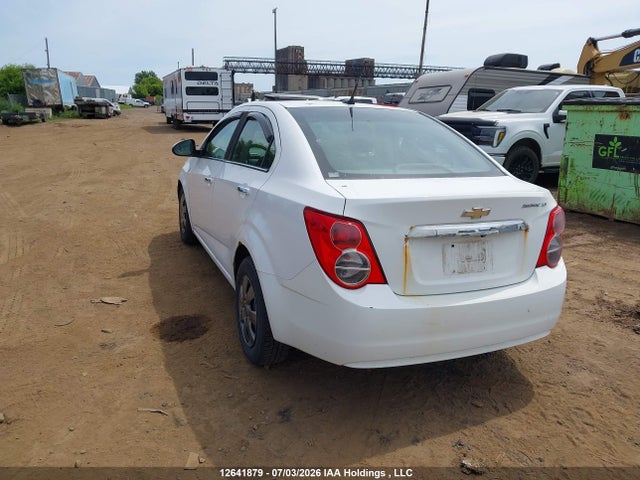 Chevrolet Sonic Lt Auto 2014 1G1JC5EH3E4239879 Image 3