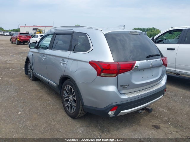 Mitsubishi Outlander Es 2017 JA4AZ2A34HZ600553 Image 3