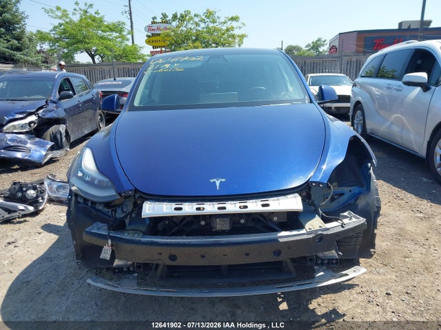 Tesla Model Y Long Range 2021 5YJYGDEE6MF060172 Image 12