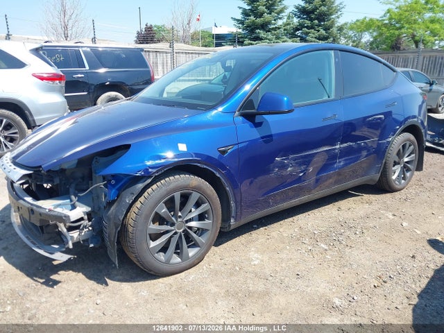 Tesla Model Y Long Range 2021 5YJYGDEE6MF060172 Image 2