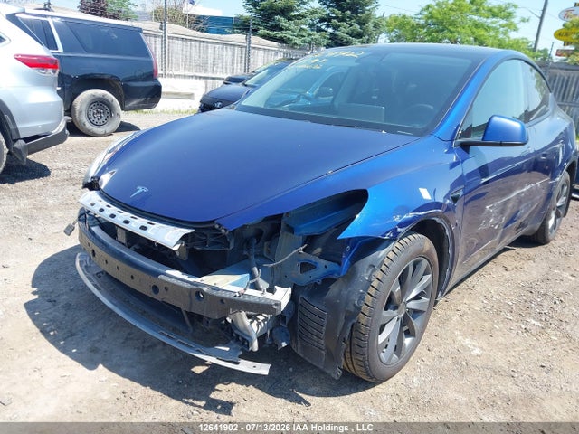 Tesla Model Y Long Range 2021 5YJYGDEE6MF060172 Image 6
