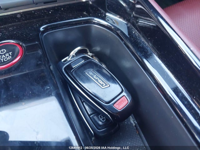 Audi E-TRON GT 2023 WAUFJBFW5P7005594 Image 11