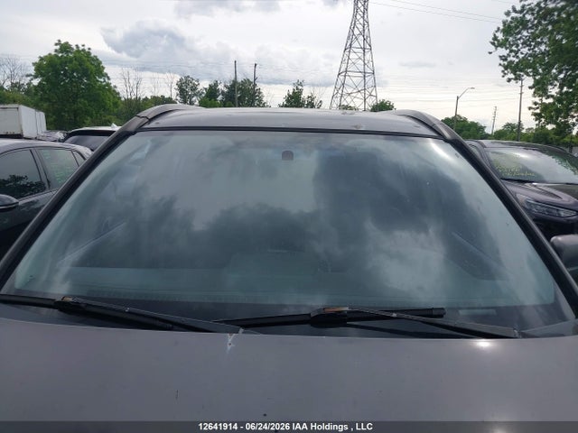 Продажа на аукционе авто 2002 Honda Cr-v Lx, vin: JHLRD78422C818846, номер лота: 12641914