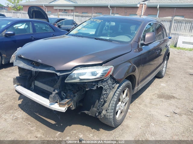 12641915 :رقم المزاد ، WA1JYCFE6AD002261 vin ، 2010 Audi Q7 Premium مزاد بيع