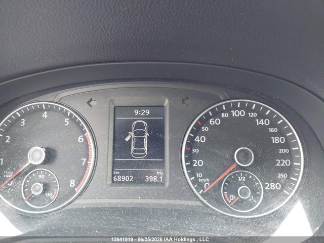 2013 Volkswagen Passat 3.6l Highline მანქანა იყიდება აუქციონზე, vin: 1VWCM7A30DC051597, აუქციონის ნომერი: 12641919
