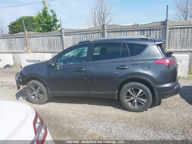 2018 Toyota Rav4 Le მანქანა იყიდება აუქციონზე, vin: 2T3BFREV6JW850230, აუქციონის ნომერი: 12641920