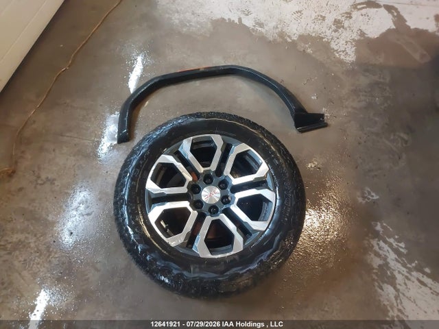 1GTP6DEK5R1152250 GMC Canyon At4
