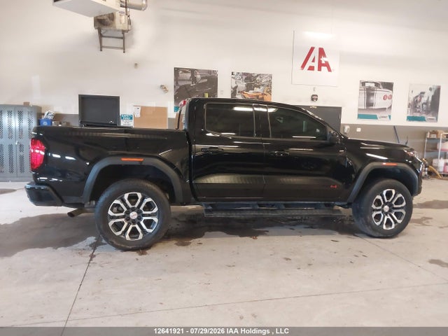 1GTP6DEK5R1152250 GMC Canyon At4
