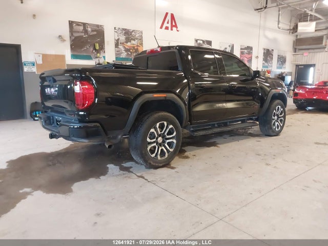 1GTP6DEK5R1152250 GMC Canyon At4