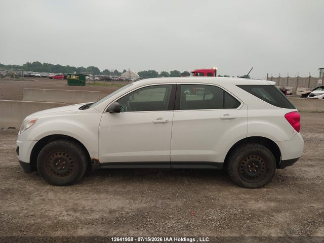 Chevrolet EQUINOX LS 2015 2GNALAEK0F6312063 Image 13