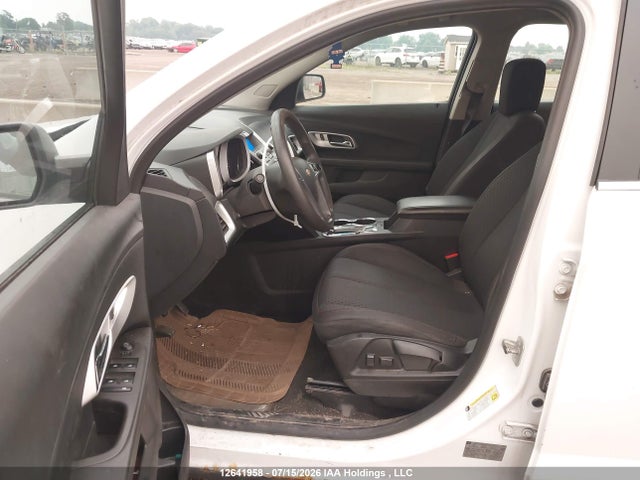 Chevrolet EQUINOX LS 2015 2GNALAEK0F6312063 Image 17