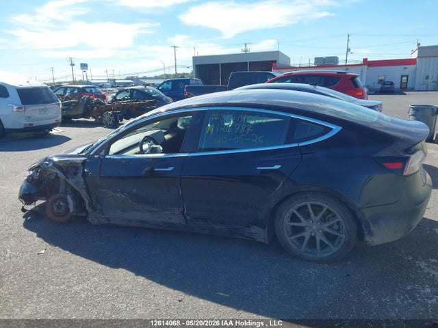 Tesla Model 3 Long Range/performance 2018 5YJ3E1EB1JF126787 Image 14