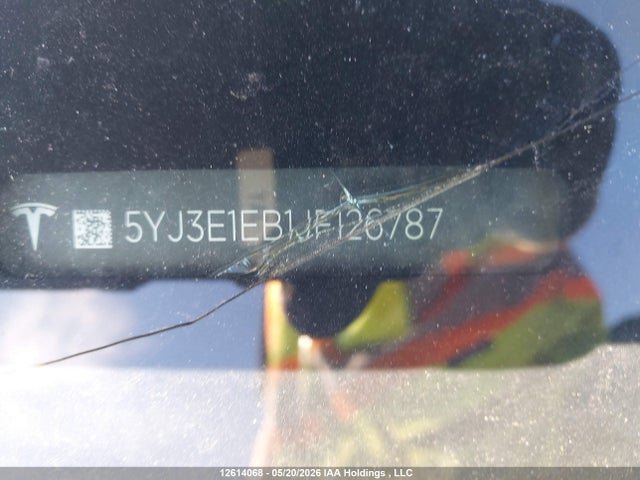 Tesla Model 3 Long Range/performance 2018 5YJ3E1EB1JF126787 Image 18