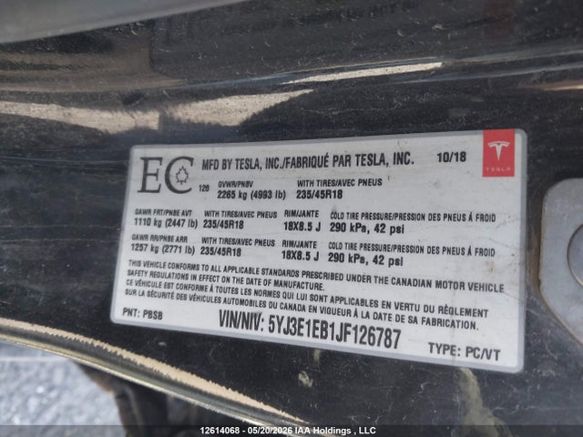 Tesla Model 3 Long Range/performance 2018 5YJ3E1EB1JF126787 Image 19