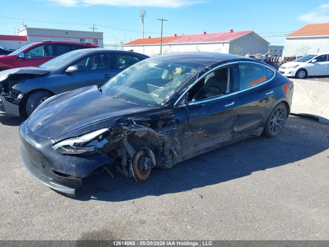 Tesla Model 3 Long Range/performance 2018 5YJ3E1EB1JF126787 Image 2