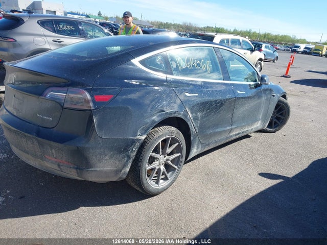 Tesla Model 3 Long Range/performance 2018 5YJ3E1EB1JF126787 Image 4