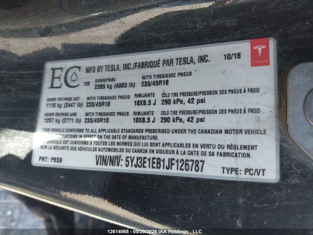 Tesla Model 3 Long Range/performance 2018 5YJ3E1EB1JF126787 Image 9