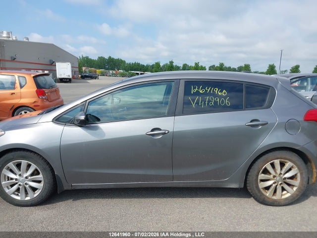 KIA FORTE LX 2016 KNAFK5A85G5472906 Image 14